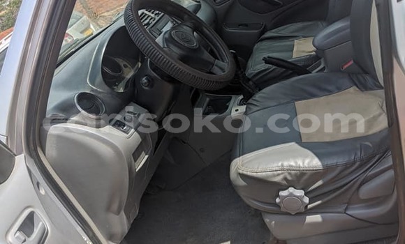 Sayi Na hannu Toyota RAV4 Autre Mota in Kigali a Rwanda Sayi Na hannu Toyota RAV4 Autre Mota in Kigali a Rwanda