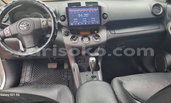 Sayi Na hannu Toyota RAV4 Autre Mota in Kigali a Rwanda Sayi Na hannu Toyota RAV4 Autre Mota in Kigali a Rwanda