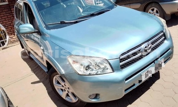 Acheter Occasion Voiture Toyota RAV4 Vert à Kigali, Rwanda Acheter Occasion Voiture Toyota RAV4 Vert à Kigali, Rwanda