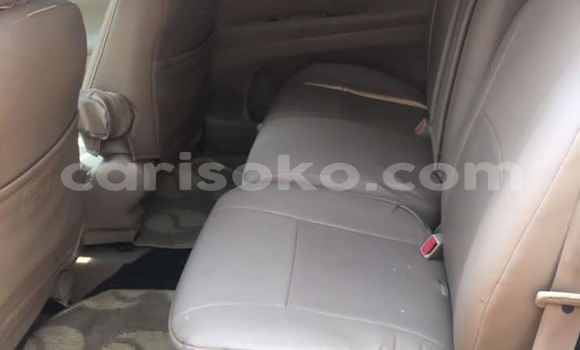 Acheter Occasion Voiture Toyota RAV4 Vert à Kigali, Rwanda Acheter Occasion Voiture Toyota RAV4 Vert à Kigali, Rwanda