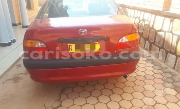 Acheter Occasion Voiture Toyota Avensis Rouge à Kigali, Rwanda Acheter Occasion Voiture Toyota Avensis Rouge à Kigali, Rwanda