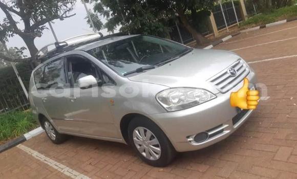 اشتري مستعمل Toyota Avensis Verso Autre سيارة في Kigali في Rwanda اشتري مستعمل Toyota Avensis Verso Autre سيارة في Kigali في Rwanda