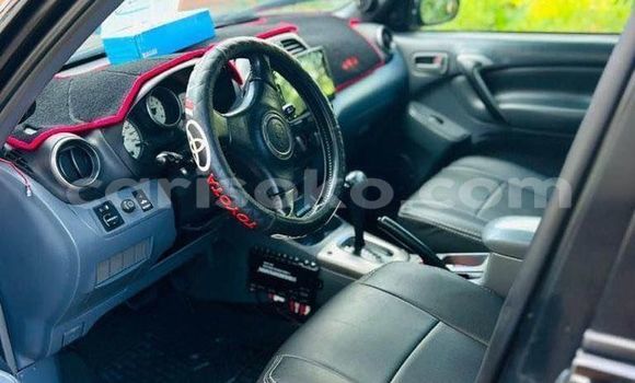 اشتري مستعمل Toyota RAV4 Noir سيارة في Kigali في Rwanda اشتري مستعمل Toyota RAV4 Noir سيارة في Kigali في Rwanda