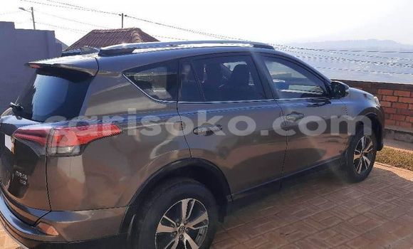 اشتري مستعمل Toyota RAV4 Gris سيارة في Kigali في Rwanda اشتري مستعمل Toyota RAV4 Gris سيارة في Kigali في Rwanda