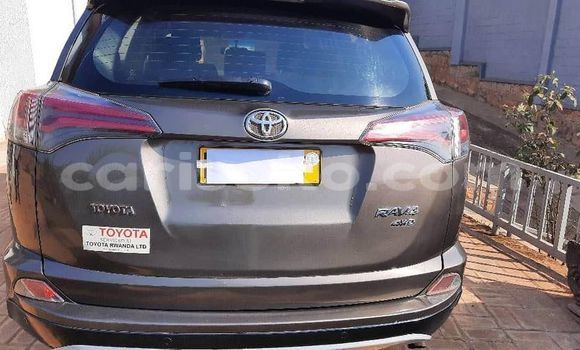 اشتري مستعمل Toyota RAV4 Gris سيارة في Kigali في Rwanda اشتري مستعمل Toyota RAV4 Gris سيارة في Kigali في Rwanda