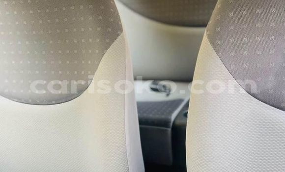 اشتري مستعمل Toyota Yaris Autre سيارة في Kigali في Rwanda اشتري مستعمل Toyota Yaris Autre سيارة في Kigali في Rwanda