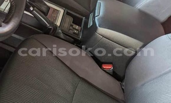 اشتري مستعمل Toyota Land Cruiser Gris سيارة في Kigali في Rwanda اشتري مستعمل Toyota Land Cruiser Gris سيارة في Kigali في Rwanda