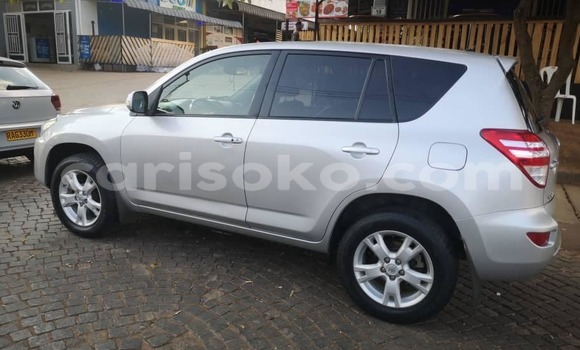 Sayi Na hannu Toyota RAV4 Autre Mota in Kigali a Rwanda Sayi Na hannu Toyota RAV4 Autre Mota in Kigali a Rwanda