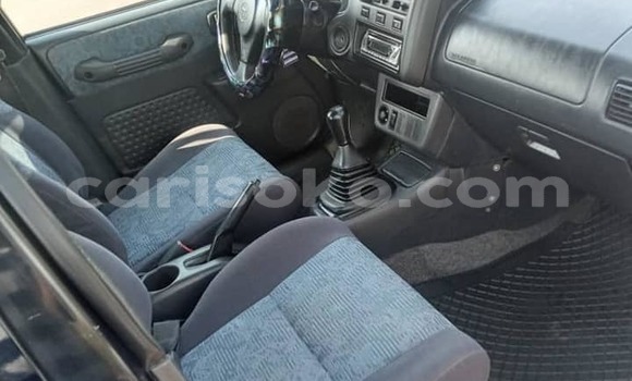 Sayi Na hannu Toyota RAV4 Bleu Mota in Kigali a Rwanda Sayi Na hannu Toyota RAV4 Bleu Mota in Kigali a Rwanda