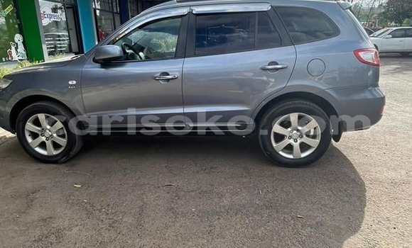 Sayi Na hannu Hyundai Santa Fe Autre Mota in Kigali a Rwanda Sayi Na hannu Hyundai Santa Fe Autre Mota in Kigali a Rwanda