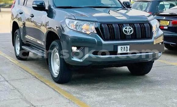 Sayi Na hannu Toyota Prado Noir Mota in Kigali a Rwanda Sayi Na hannu Toyota Prado Noir Mota in Kigali a Rwanda