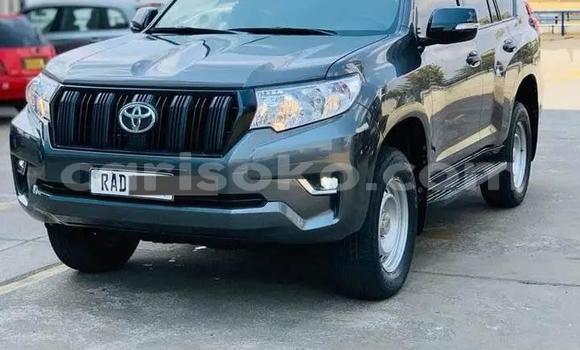 Sayi Na hannu Toyota Prado Noir Mota in Kigali a Rwanda Sayi Na hannu Toyota Prado Noir Mota in Kigali a Rwanda