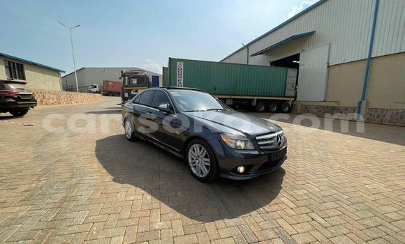 Buy Used Mercedes-Benz C–Class Black Car in Kigali in Rwanda Buy Used Mercedes-Benz C–Class Black Car in Kigali in Rwanda