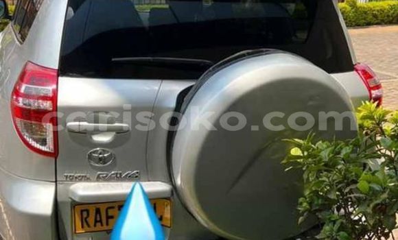 Sayi Na hannu Toyota RAV4 Autre Mota in Kigali a Rwanda Sayi Na hannu Toyota RAV4 Autre Mota in Kigali a Rwanda