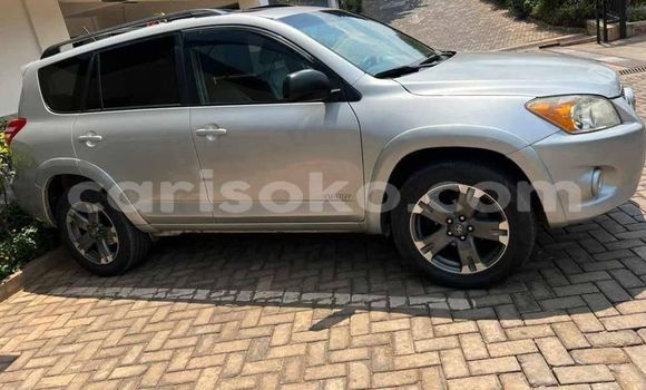 Sayi Na hannu Toyota RAV4 Autre Mota in Kigali a Rwanda Sayi Na hannu Toyota RAV4 Autre Mota in Kigali a Rwanda
