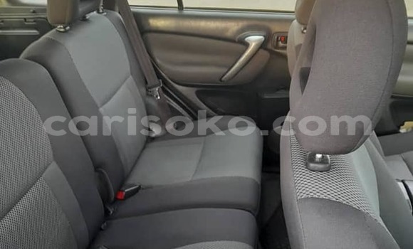 Sayi Na hannu Toyota RAV4 Bleu Mota in Kigali a Rwanda Sayi Na hannu Toyota RAV4 Bleu Mota in Kigali a Rwanda