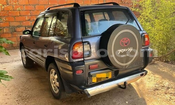 Sayi Na hannu Toyota RAV4 Gris Mota in Kigali a Rwanda Sayi Na hannu Toyota RAV4 Gris Mota in Kigali a Rwanda