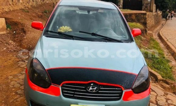 Acheter Occasion Voiture Hyundai Verna Autre à Kigali, Rwanda Acheter Occasion Voiture Hyundai Verna Autre à Kigali, Rwanda