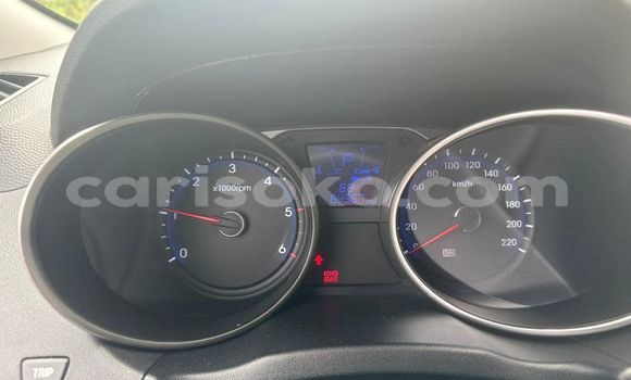 Acheter Occasion Voiture Hyundai Tucson Gris à Kigali, Rwanda Acheter Occasion Voiture Hyundai Tucson Gris à Kigali, Rwanda