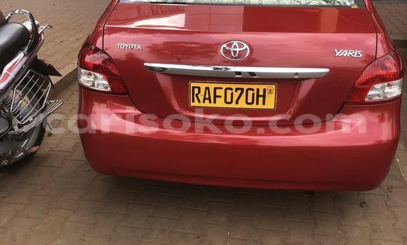 Acheter Occasion Voiture Toyota Yaris Rouge à Kigali, Rwanda Acheter Occasion Voiture Toyota Yaris Rouge à Kigali, Rwanda