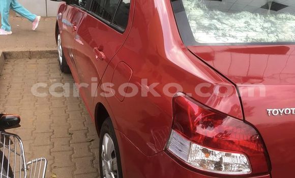 Acheter Occasion Voiture Toyota Yaris Rouge à Kigali, Rwanda Acheter Occasion Voiture Toyota Yaris Rouge à Kigali, Rwanda
