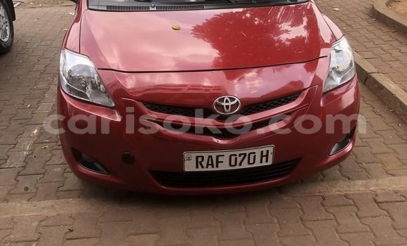 Acheter Occasion Voiture Toyota Yaris Rouge à Kigali, Rwanda Acheter Occasion Voiture Toyota Yaris Rouge à Kigali, Rwanda