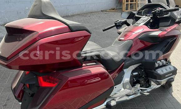 Acheter Occasion Moto Honda GOLD WING Noir à Kigali, Rwanda Acheter Occasion Moto Honda GOLD WING Noir à Kigali, Rwanda