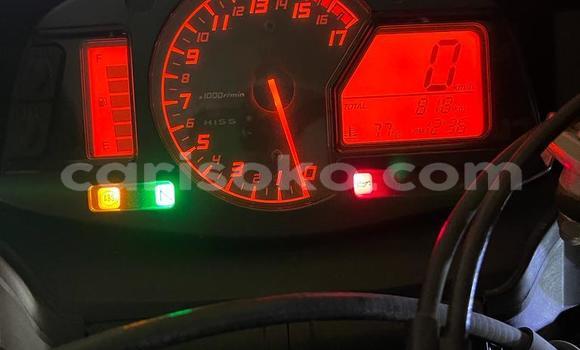 Acheter Occasion Moto Honda CBR Rouge à Kigali, Rwanda Acheter Occasion Moto Honda CBR Rouge à Kigali, Rwanda