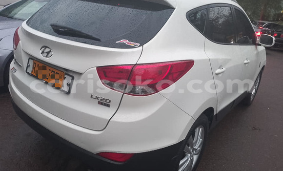 اشتري مستعمل Hyundai Tucson Blanc سيارة في Kigali في Rwanda اشتري مستعمل Hyundai Tucson Blanc سيارة في Kigali في Rwanda