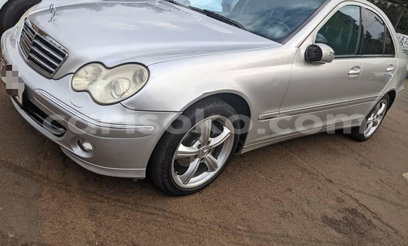 اشتري مستعمل Mercedes-Benz KOMPRESSOR Autre سيارة في Kigali في Rwanda اشتري مستعمل Mercedes-Benz KOMPRESSOR Autre سيارة في Kigali في Rwanda