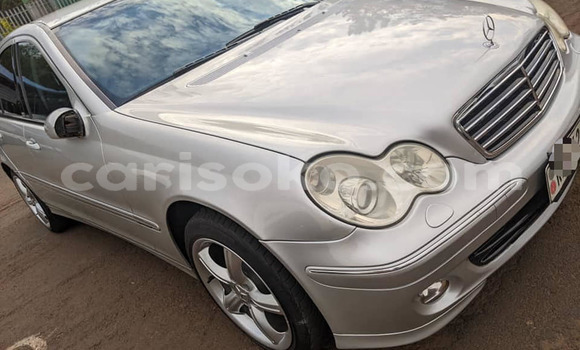اشتري مستعمل Mercedes-Benz KOMPRESSOR Autre سيارة في Kigali في Rwanda اشتري مستعمل Mercedes-Benz KOMPRESSOR Autre سيارة في Kigali في Rwanda