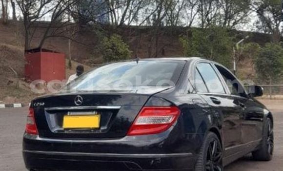 اشتري مستعمل Mercedes-Benz KOMPRESSOR Noir سيارة في Kigali في Rwanda اشتري مستعمل Mercedes-Benz KOMPRESSOR Noir سيارة في Kigali في Rwanda