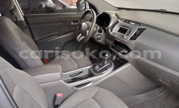 اشتري مستعمل Kia Sportage Beige سيارة في Kigali في Rwanda اشتري مستعمل Kia Sportage Beige سيارة في Kigali في Rwanda