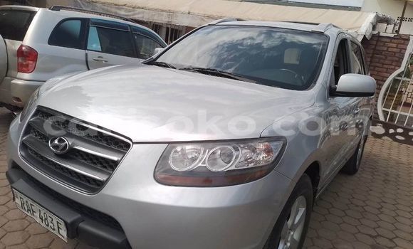 اشتري مستعمل Hyundai Santa Fe Autre سيارة في Kigali في Rwanda اشتري مستعمل Hyundai Santa Fe Autre سيارة في Kigali في Rwanda
