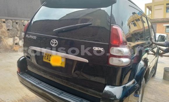 Acheter Occasion Voiture Toyota Land Cruiser Prado Noir à Kigali, Rwanda Acheter Occasion Voiture Toyota Land Cruiser Prado Noir à Kigali, Rwanda