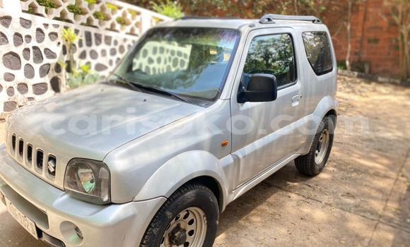 Acheter Occasion Voiture Suzuki Jimny Blanc à Kigali, Rwanda Acheter Occasion Voiture Suzuki Jimny Blanc à Kigali, Rwanda