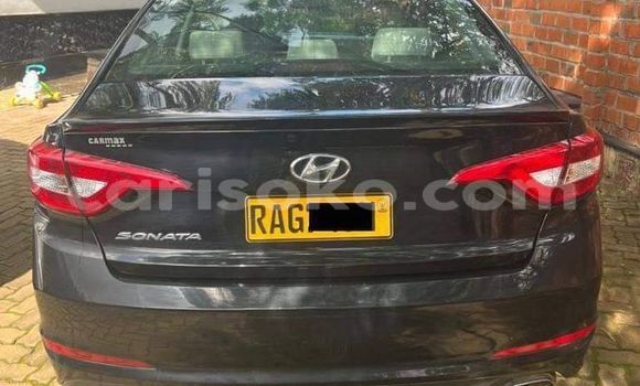 Sayi Na hannu Hyundai Sonata Noir Mota in Kigali a Rwanda Sayi Na hannu Hyundai Sonata Noir Mota in Kigali a Rwanda