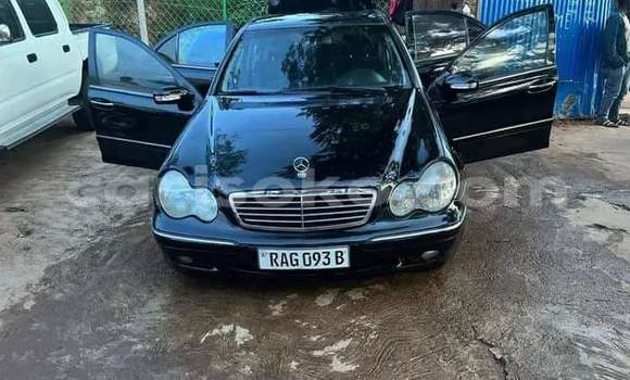 Buy Used Mercedes-Benz KOMPRESSOR Black Car in Kigali in Rwanda Buy Used Mercedes-Benz KOMPRESSOR Black Car in Kigali in Rwanda