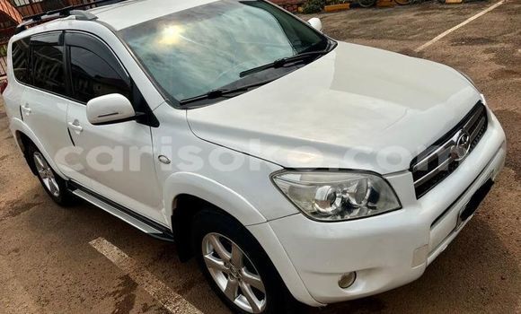 اشتري مستعمل Toyota RAV4 Blanc سيارة في Kigali في Rwanda اشتري مستعمل Toyota RAV4 Blanc سيارة في Kigali في Rwanda