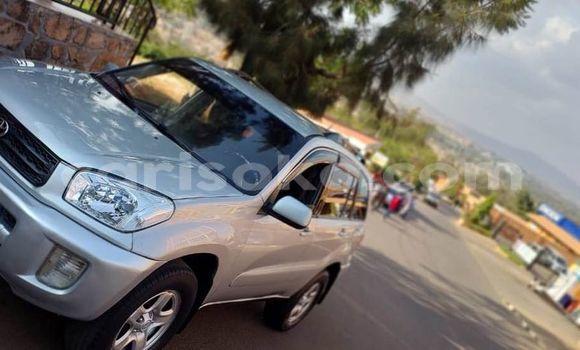 Acheter Occasion Voiture Toyota RAV4 Autre à Kigali, Rwanda Acheter Occasion Voiture Toyota RAV4 Autre à Kigali, Rwanda