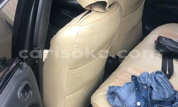 Acheter Occasion Voiture Mercedes Viano Noir à Kigali, Rwanda Acheter Occasion Voiture Mercedes Viano Noir à Kigali, Rwanda