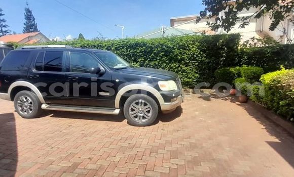 Acheter Occasion Voiture Ford Mustang Noir à Kigali, Rwanda Acheter Occasion Voiture Ford Mustang Noir à Kigali, Rwanda