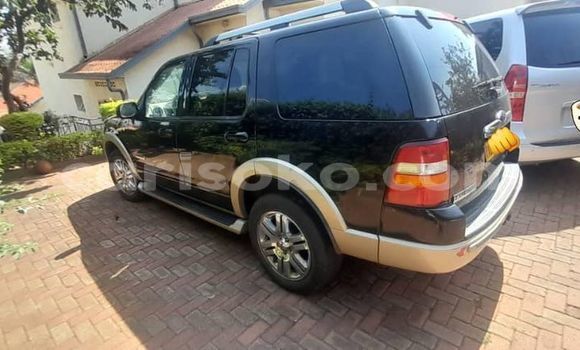 Acheter Occasion Voiture Ford Mustang Noir à Kigali, Rwanda Acheter Occasion Voiture Ford Mustang Noir à Kigali, Rwanda