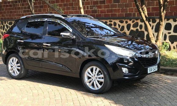 Acheter Occasion Voiture Hyundai Tucson Noir à Kigali, Rwanda Acheter Occasion Voiture Hyundai Tucson Noir à Kigali, Rwanda