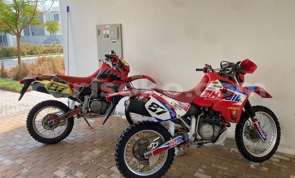 Acheter Occasion Moto Honda XR Rouge à Kigali, Rwanda Acheter Occasion Moto Honda XR Rouge à Kigali, Rwanda
