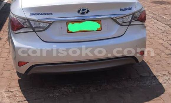 اشتري مستعمل Hyundai Sonata Autre سيارة في Kigali في Rwanda اشتري مستعمل Hyundai Sonata Autre سيارة في Kigali في Rwanda