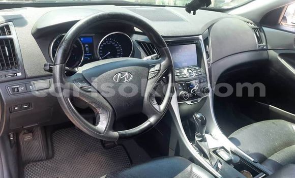 اشتري مستعمل Hyundai Sonata Autre سيارة في Kigali في Rwanda اشتري مستعمل Hyundai Sonata Autre سيارة في Kigali في Rwanda