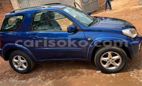 Sayi Na hannu Toyota RAV4 Bleu Mota in Kigali a Rwanda Sayi Na hannu Toyota RAV4 Bleu Mota in Kigali a Rwanda