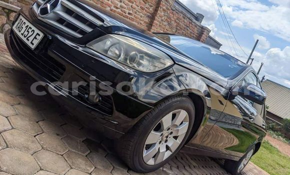 Buy Used Mercedes-Benz C-Classe Black Car in Kigali in Rwanda Buy Used Mercedes-Benz C-Classe Black Car in Kigali in Rwanda