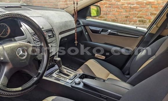 Buy Used Mercedes-Benz C-Classe Black Car in Kigali in Rwanda Buy Used Mercedes-Benz C-Classe Black Car in Kigali in Rwanda